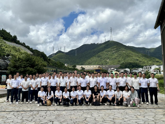 建党节走进新建村-9