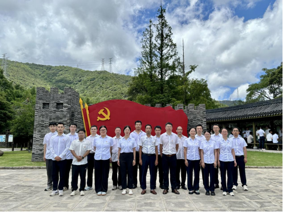 建党节走进新建村-10